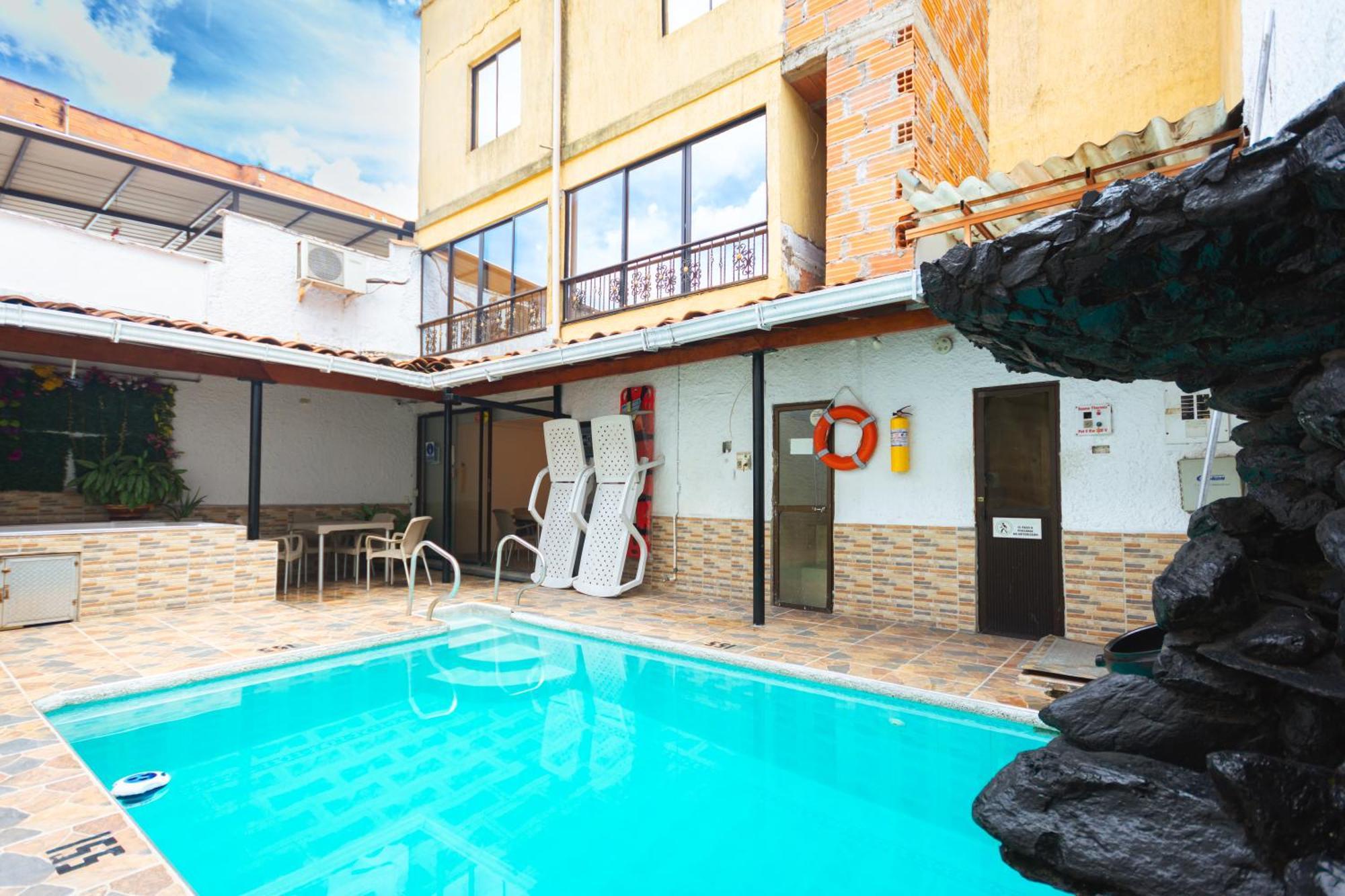 Colores Boutique 4*